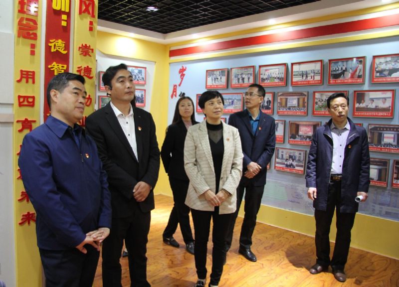 黨建共建互融共促，凝聚力量爭創(chuàng)一流 ——龍港物業(yè)黨支部與育秀學(xué)校黨支部黨建共建共享活動圓滿啟動